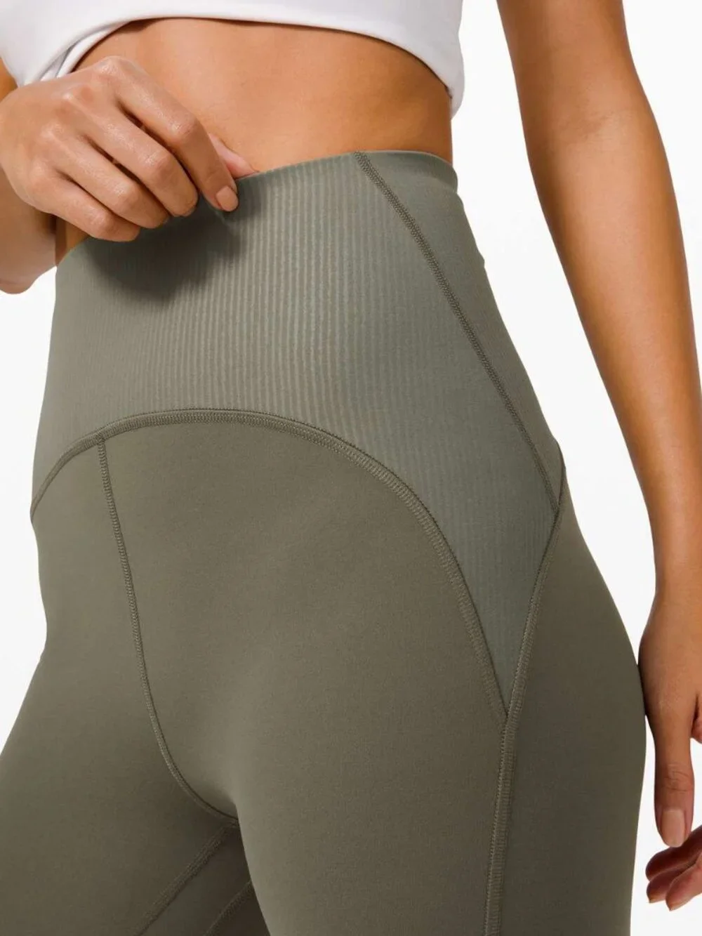 Lululemon Blissful Bend Super High-Rise Short 8